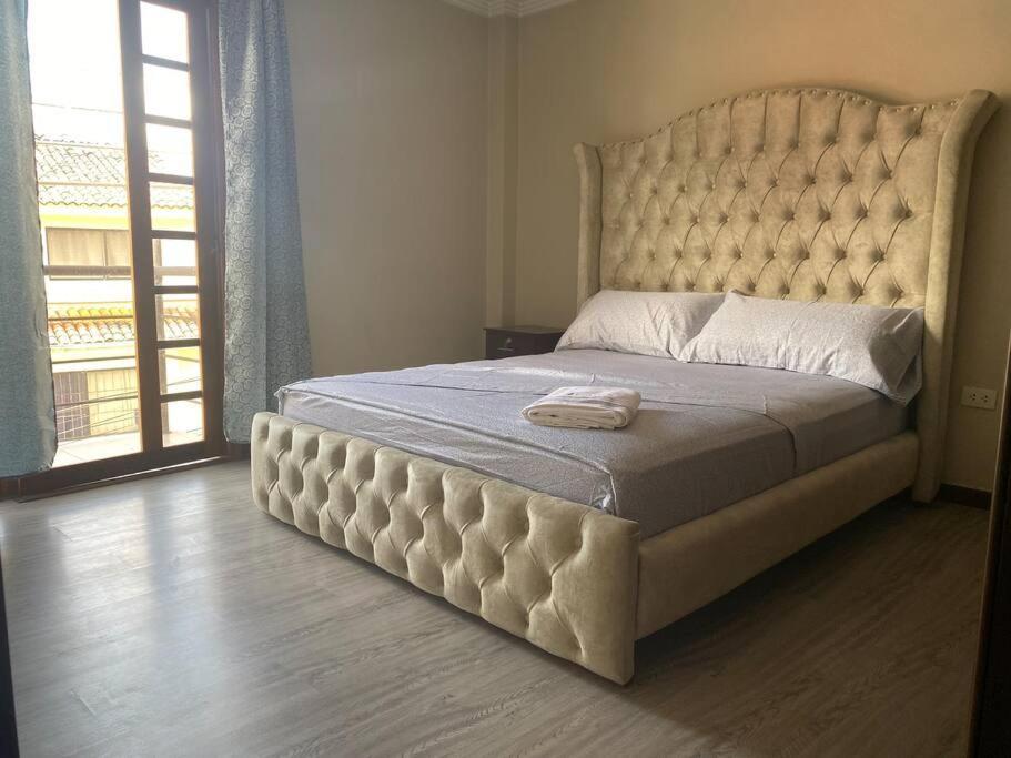 Mimo'S Rooms Куенка Екстериор снимка