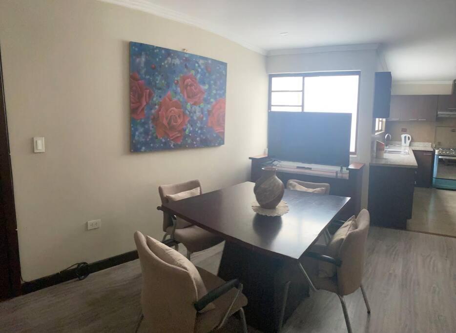 Mimo'S Rooms Куенка Екстериор снимка
